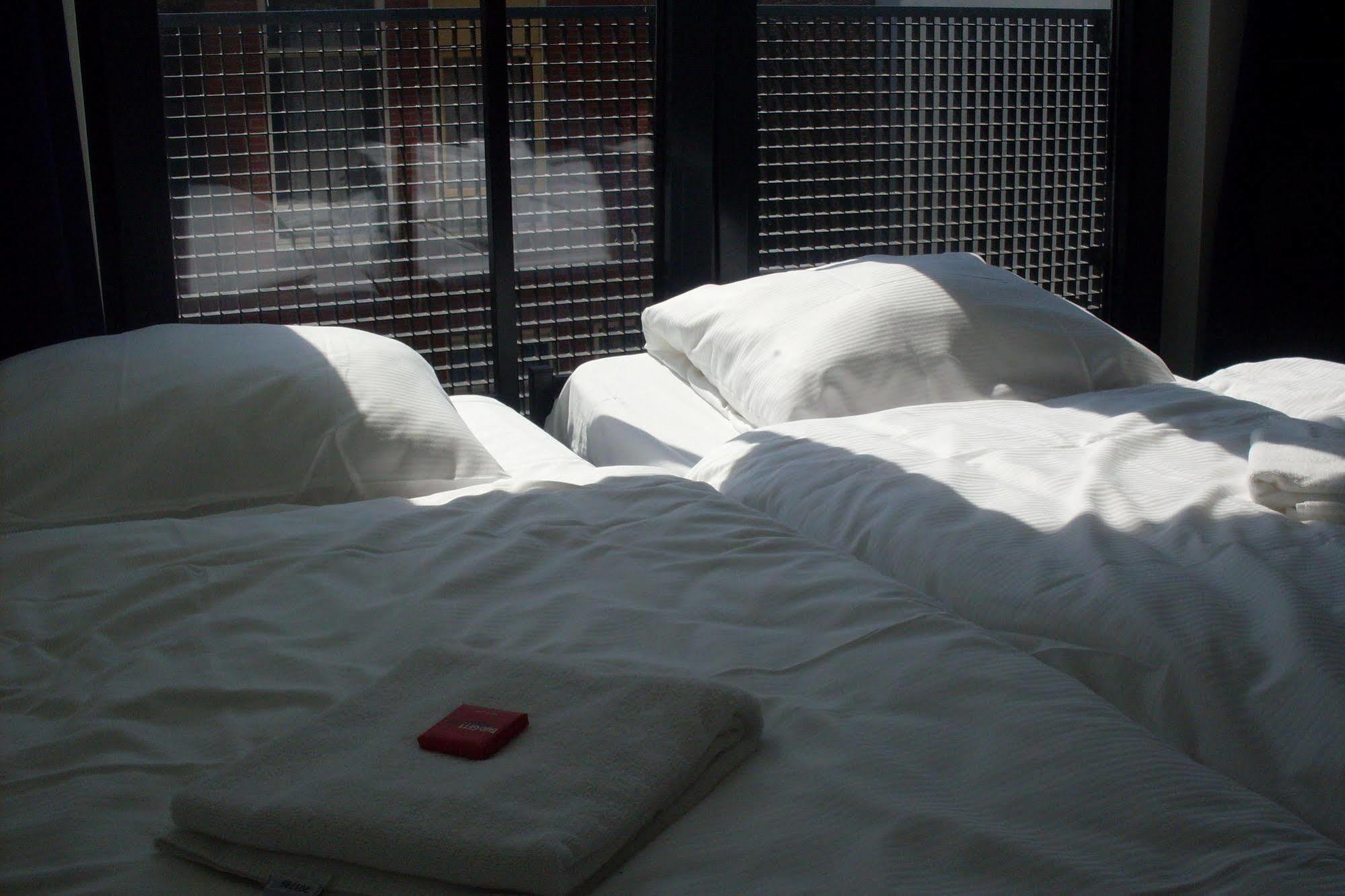 Bud Gett Hostels Groningen Dış mekan fotoğraf
